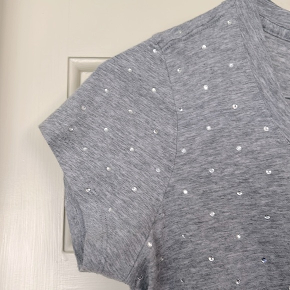 Gray Rhinestone’s All Over Bling Women's Top Short Sleeve Size Medium NEW ! - Picture 4 of 6